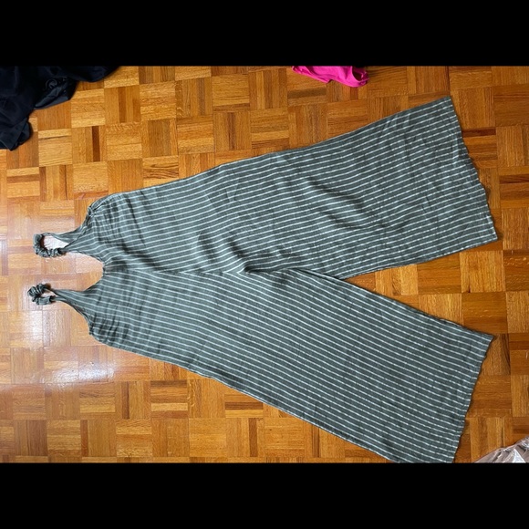 Pure Venice linen romper - Picture 10 of 15